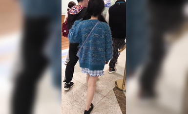 稀缺學妹專場 專業抄底靚麗學生妹JK制服 掀裙開閃光燈強抄 看的心驚肉跳太刺激 超清4K原版 (39)