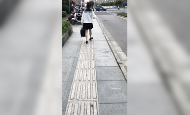 稀缺學妹專場 專業抄底靚麗學生妹JK制服 掀裙開閃光燈強抄 看的心驚肉跳太刺激 超清4K原版 (52)