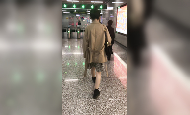 稀缺學妹專場 專業抄底靚麗學生妹JK制服 掀裙開閃光燈強抄 看的心驚肉跳太刺激 超清4K原版 (18)