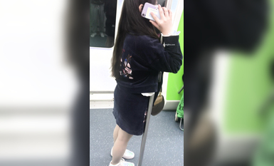 稀缺學妹專場 專業抄底靚麗學生妹JK制服 掀裙開閃光燈強抄 看的心驚肉跳太刺激 超清4K原版 (33)