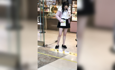 稀缺學妹專場 專業抄底靚麗學生妹JK制服 掀裙開閃光燈強抄 看的心驚肉跳太刺激 超清4K原版 (25)