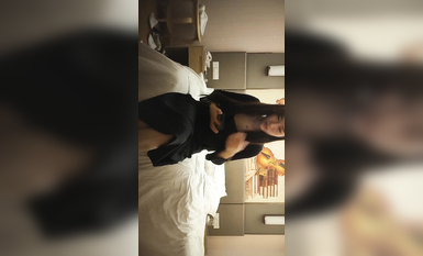 【大屌生無可戀】，重金約外圍，22歲正青春，極品高顏值，錢到位隨便操，黑絲美腿C罩杯