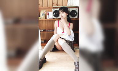 超清純推特露臉美少女私拍▌勞小白▌性感曲線翹嫩蜜乳 清新脫俗鄰家女氣息 彷彿初戀般的感覺 (2)