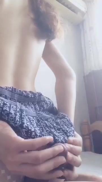 付費私密電報群內部共享福利 各種露臉反差婊「手活打飛機」篇 各種花式手腳並用有淫盪對白 (26)