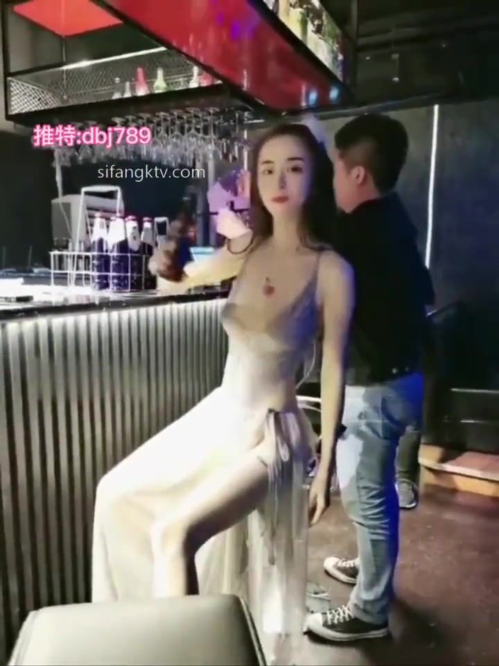 Forever大表姐 on Twitter- -母狗入籠你見過嗎？