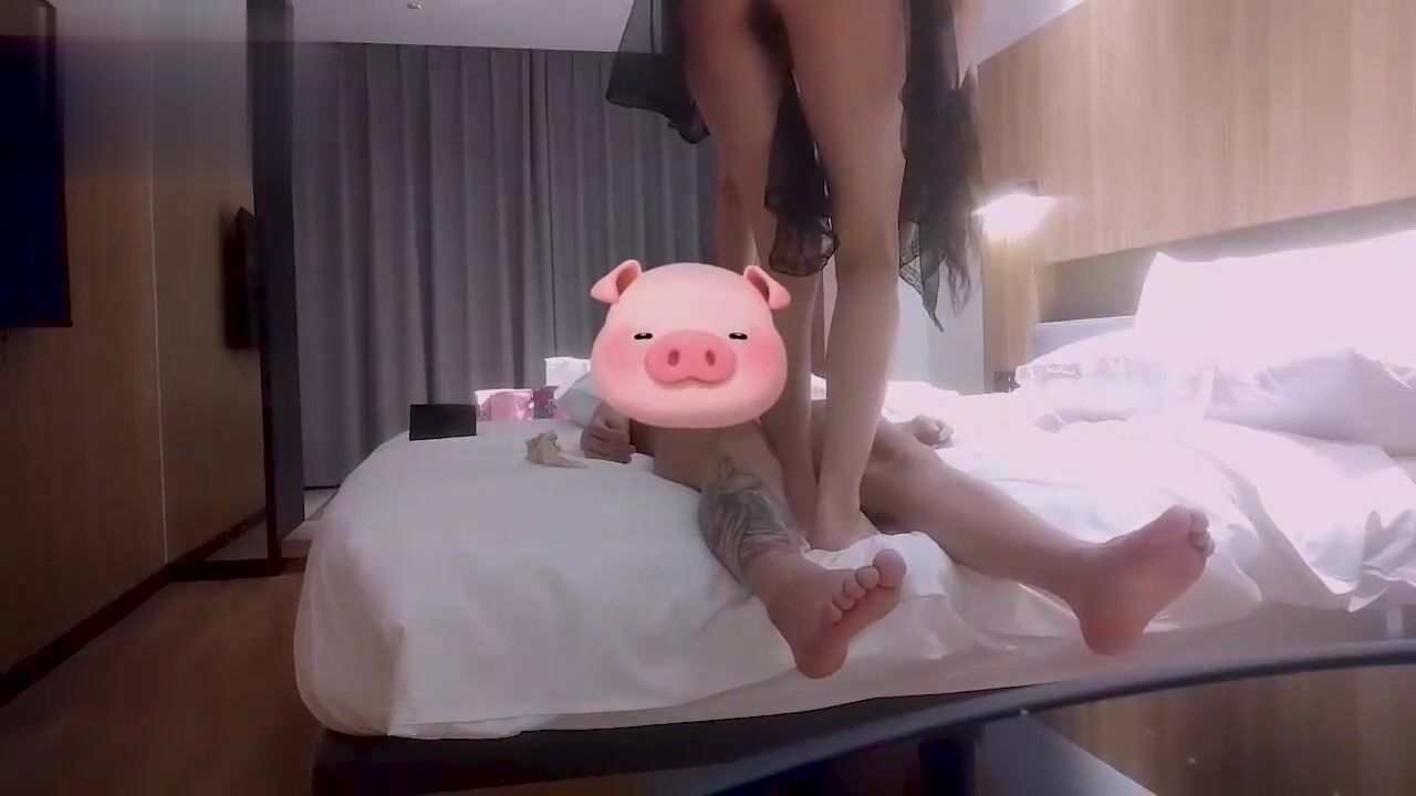 高端外圍女探花阿槍酒店約炮170CM氣質女神❤️穿著性感情趣內衣高跟鞋草