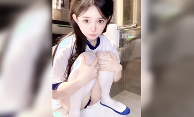 微博紅人頂級容顏蘿莉正妹【倦倦喵】露臉私人訂制體操服手腳束縛自慰放尿模仿吞精無水原檔 (5)