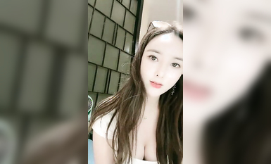 核彈！封面模特女神~20小時~【妍妍】長腿美臀~道具狂插！ (8)