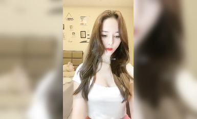 核彈！封面模特女神~20小時~【妍妍】長腿美臀~道具狂插！ (3)