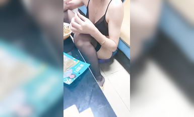 大極品女神！【可可】看著這么漂亮的女神被幹了~傷心！ (1)